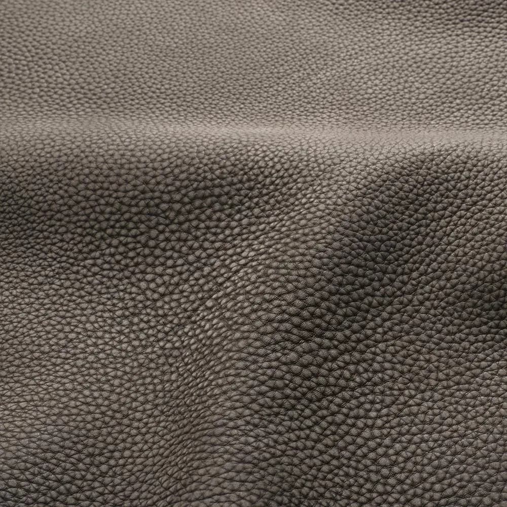 Grey Cuoium leather showing a soft and regular grain